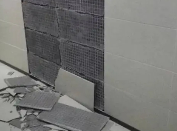 安多瓷砖空鼓维修公司分享下安多墙砖松动维修的知识